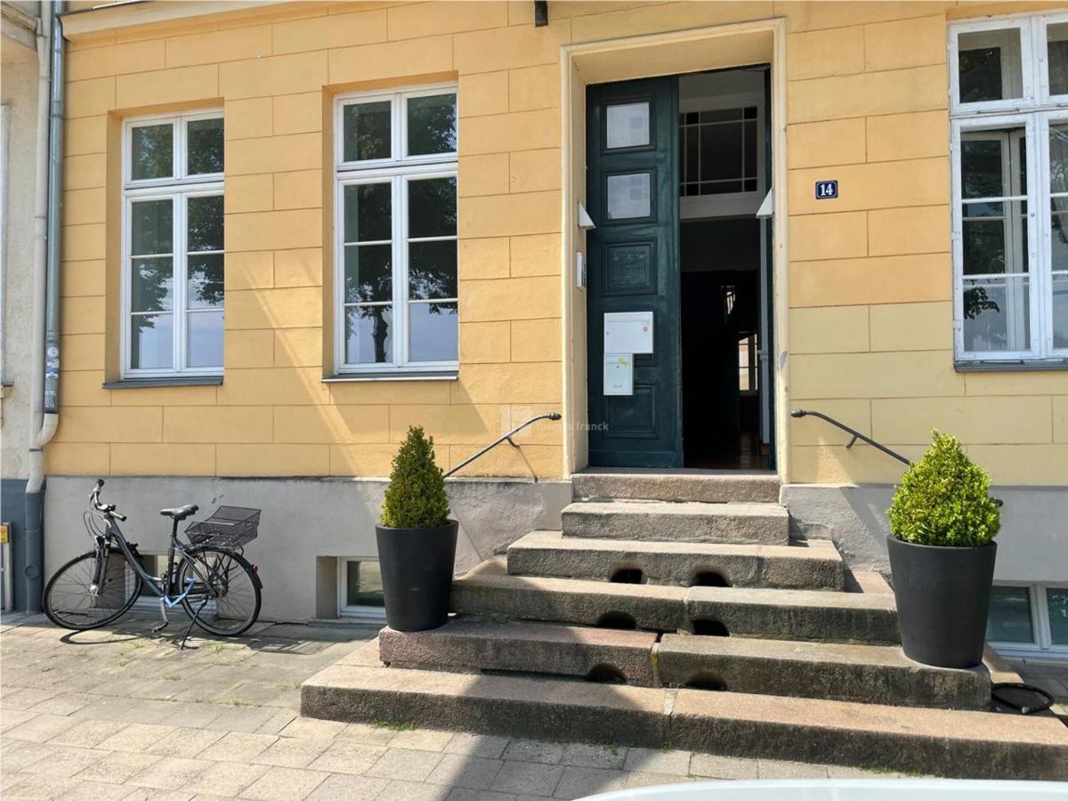 Ferienapartment Alexandrine Direkt Am Pfaffenteich Mit Eigenem Parkplatz * Schwerin (Mecklenburg-Vorpommern)