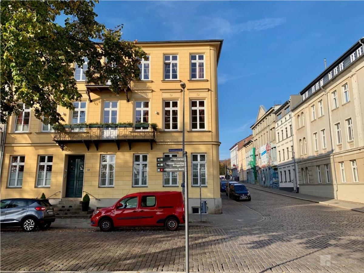 Ferienapartment Alexandrine Direkt Am Pfaffenteich Mit Eigenem Parkplatz