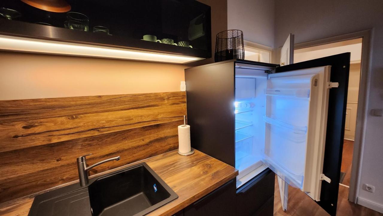 Ferienapartment Alexandrine Direkt Am Pfaffenteich Mit Eigenem Parkplatz * Schwerin (Mecklenburg-Vorpommern)
