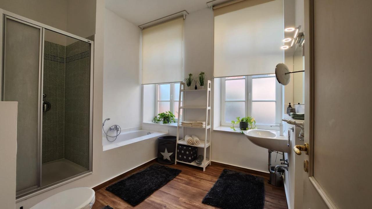 Ferienapartment Alexandrine Direkt Am Pfaffenteich Mit Eigenem Parkplatz Apartment Schwerin (Mecklenburg-Vorpommern)