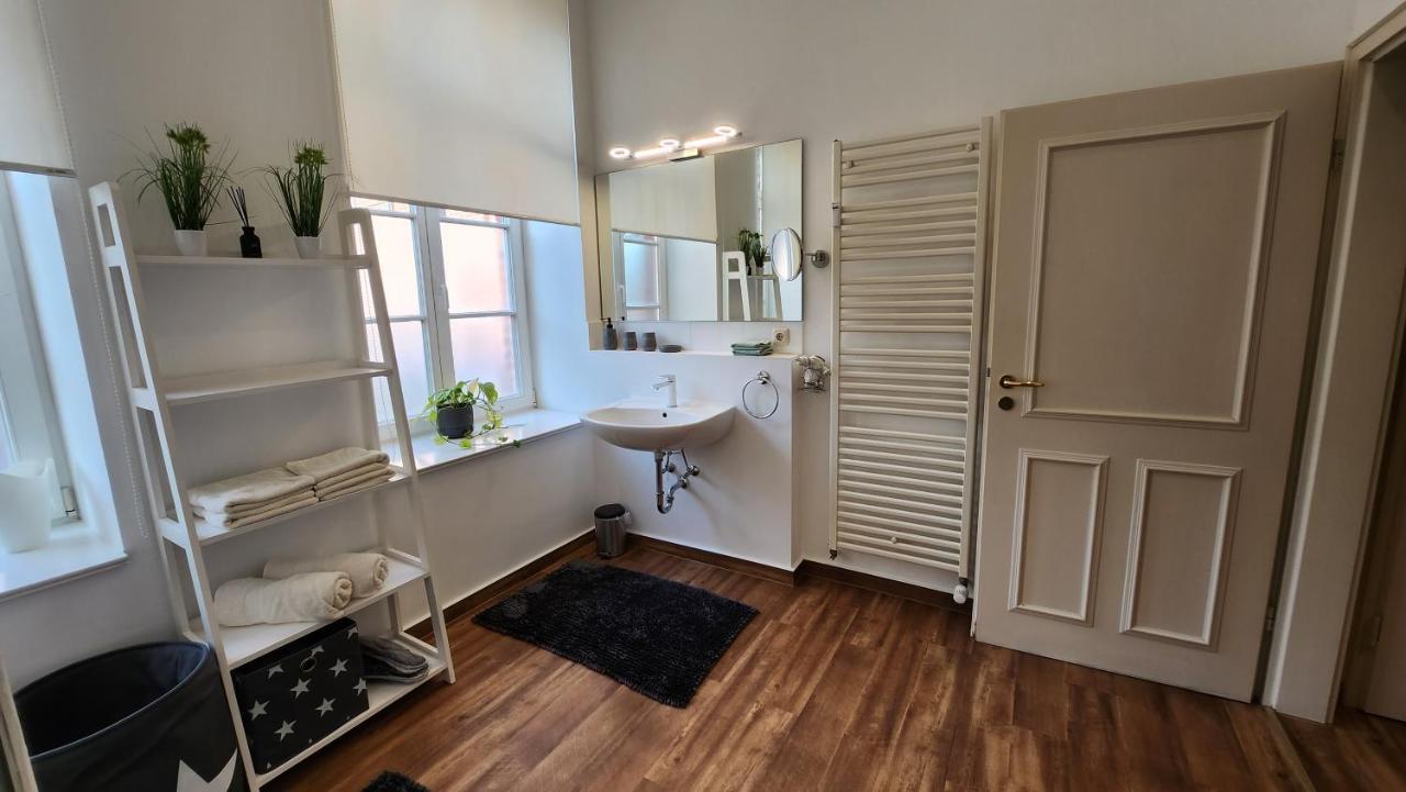 Ferienapartment Alexandrine Direkt Am Pfaffenteich Mit Eigenem Parkplatz Schwerin (Mecklenburg-Vorpommern)